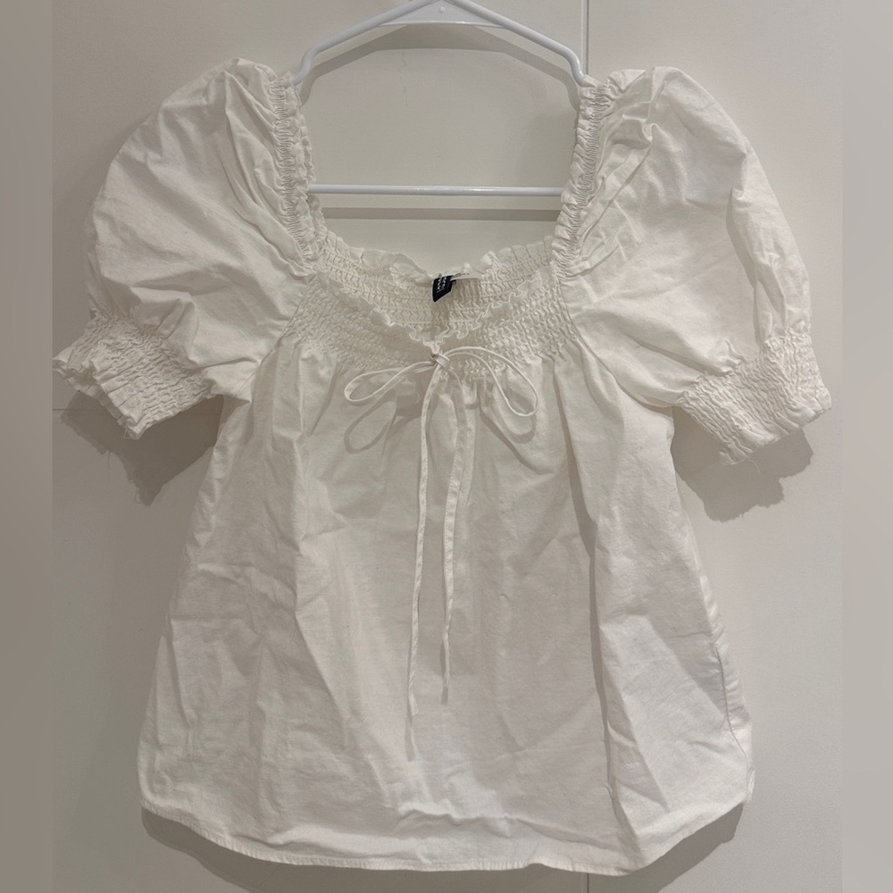 H&M Puff Sleeve Top
